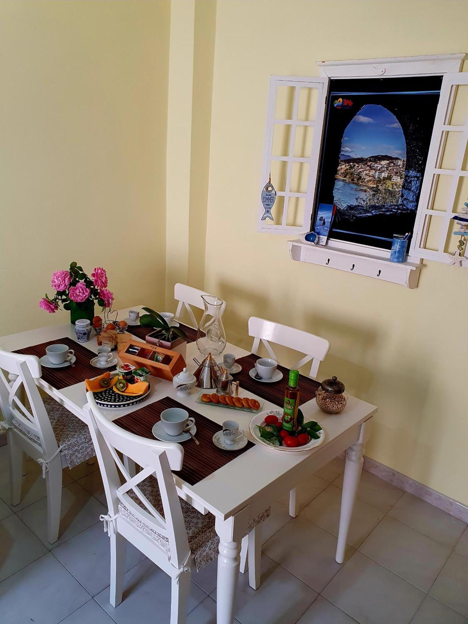 Casa Vacanze Rosy "Nel Verde" Palinuro Buitenkant foto