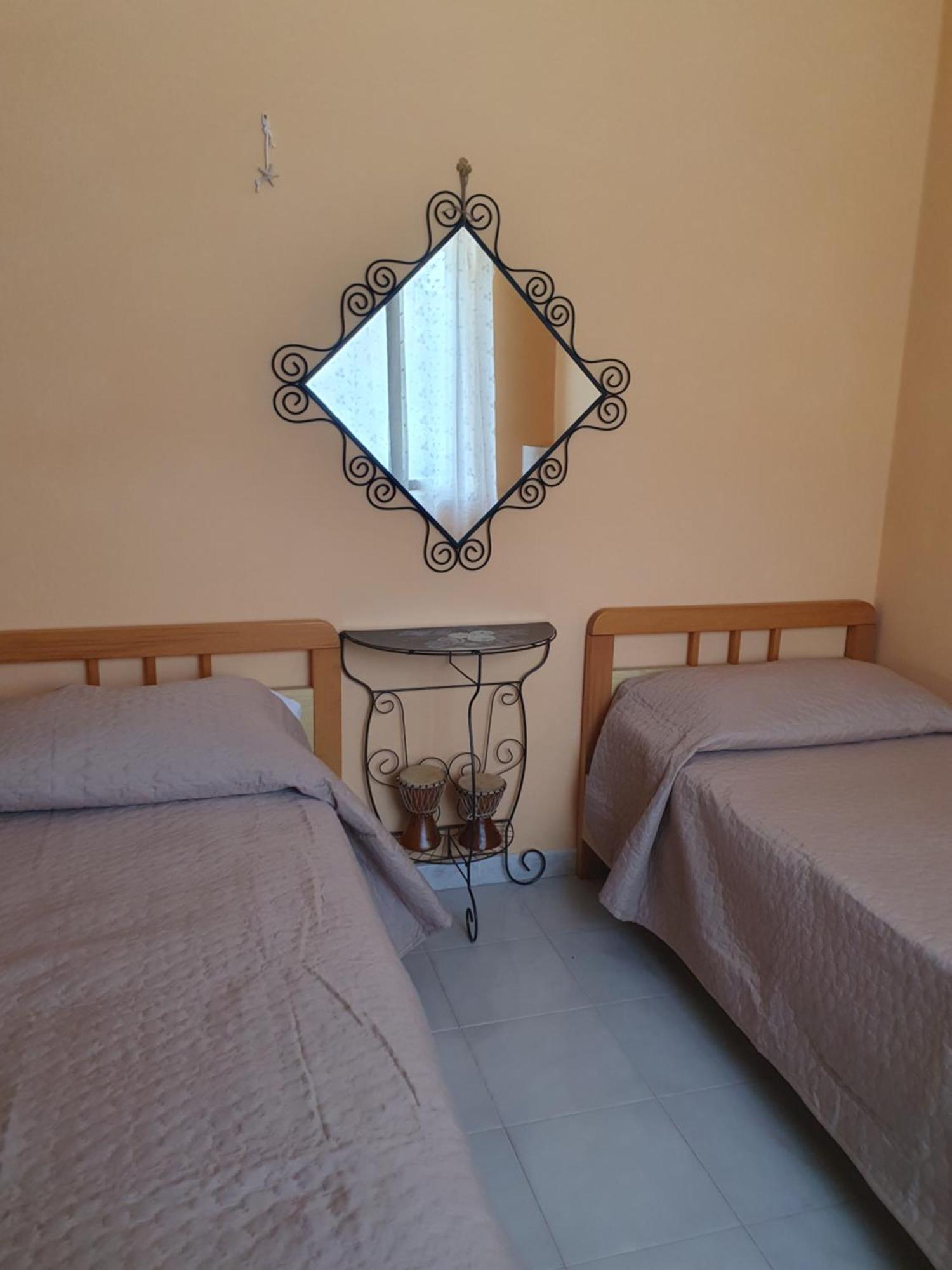 Casa Vacanze Rosy "Nel Verde" Palinuro Kamer foto